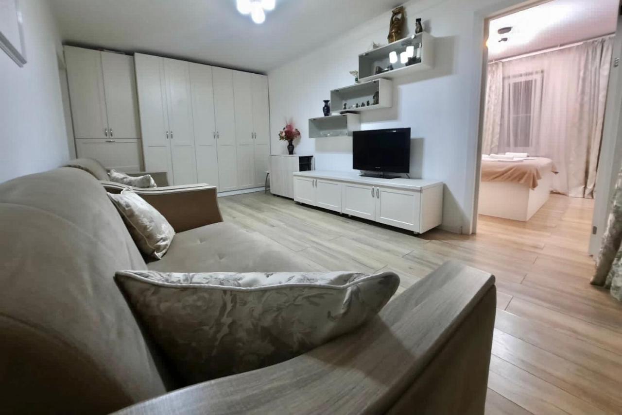 Квартира На Тулебаева Αλμάτι Εξωτερικό φωτογραφία